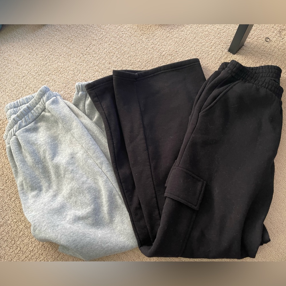 2 pc basics sweats bundle
